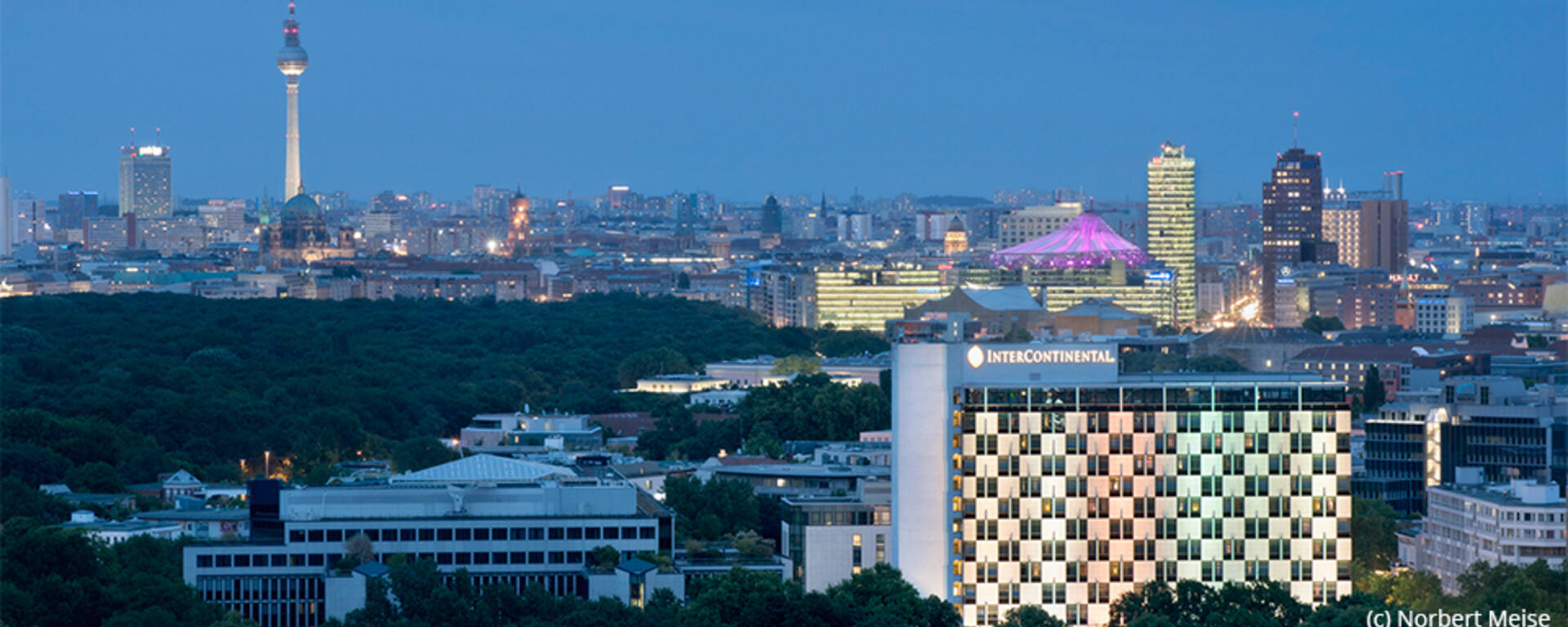 Spannende Booking Com Berlin Bild